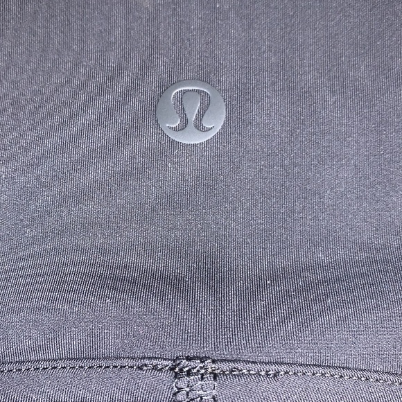 SOLD OUT 😍NWOTs Lululemon InStill HR Tight 25” - Picture 3 of 6